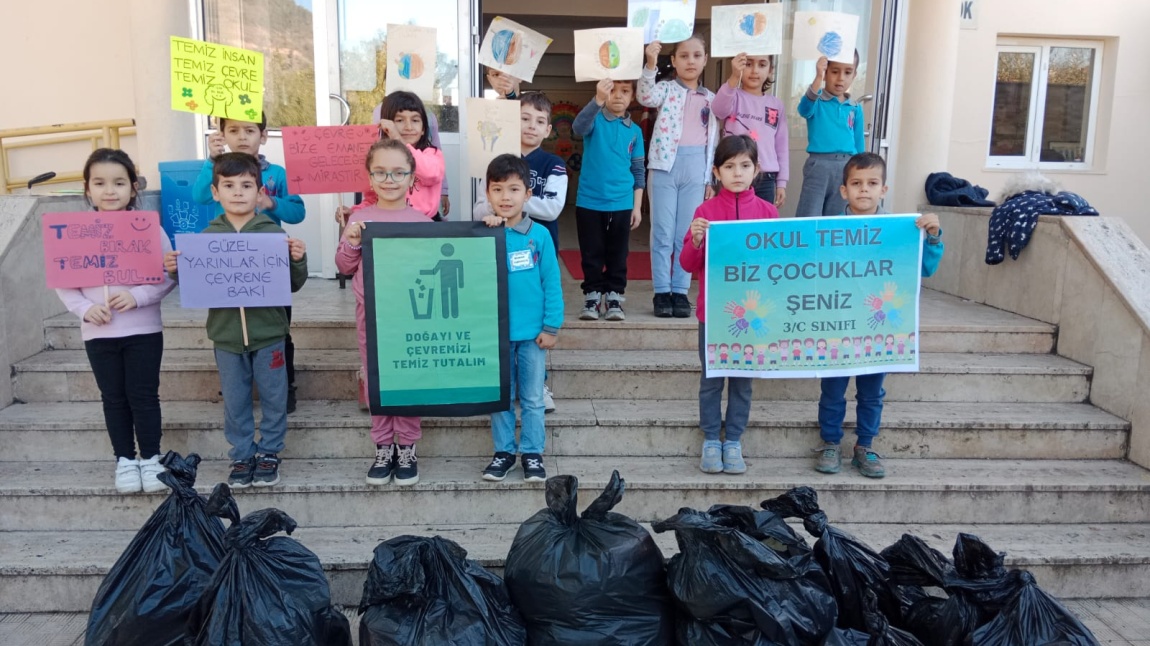 Mavi Yeşil Okullar Projesi Çevre Temizliği