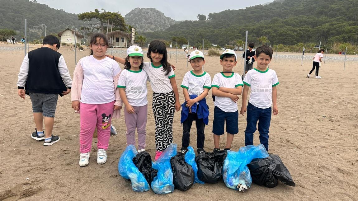 Muğla Mavi Yeşil Okullar Projesi Kapsamında Kıyı Temizliği Yaptık